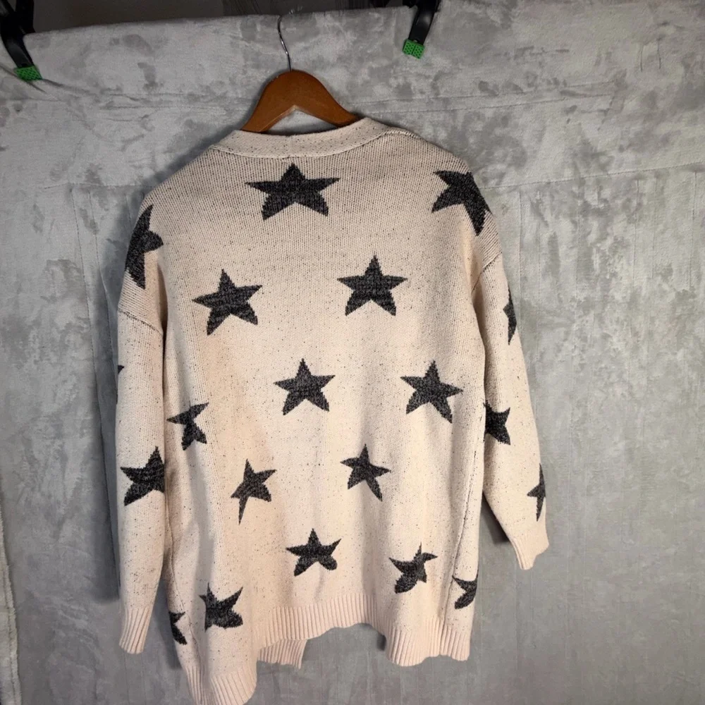 Gilli Star Print Open Front Cardigan Sweater Beige Black Size Small - Picture 4 of 9